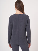 V-neck cashmere sweater with batwing sleeves image number 1