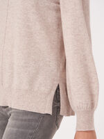 Cashmere sweater with Audrey Hepburn style boat neck collar image number 4
