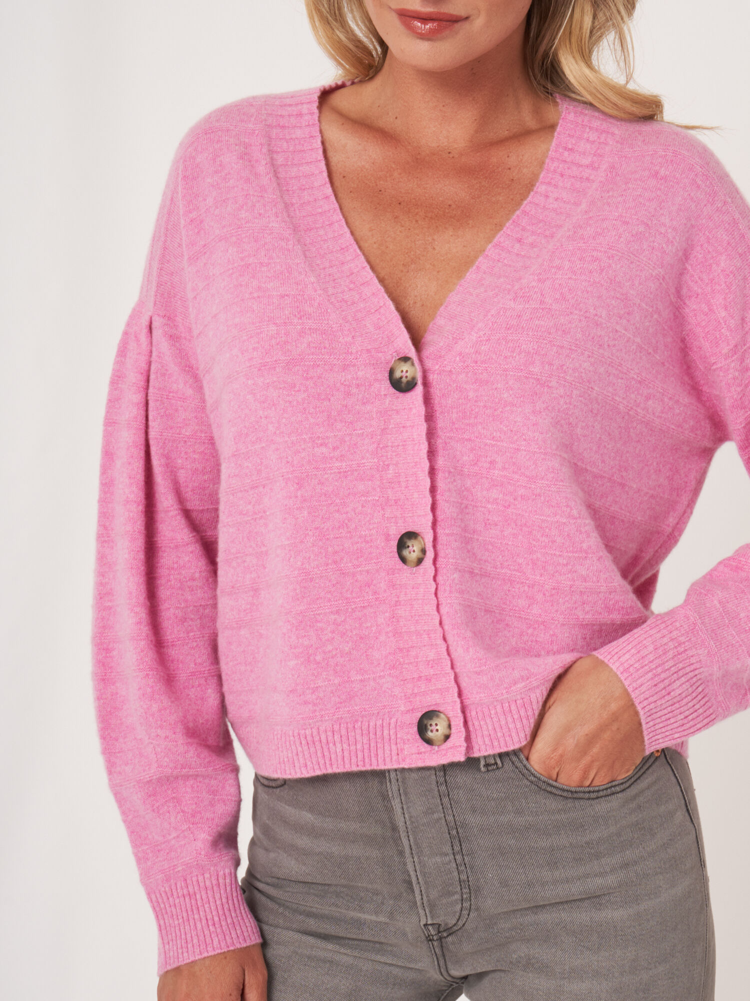 Women's Organic cashmere cardigan with knitted stripes | REPEAT