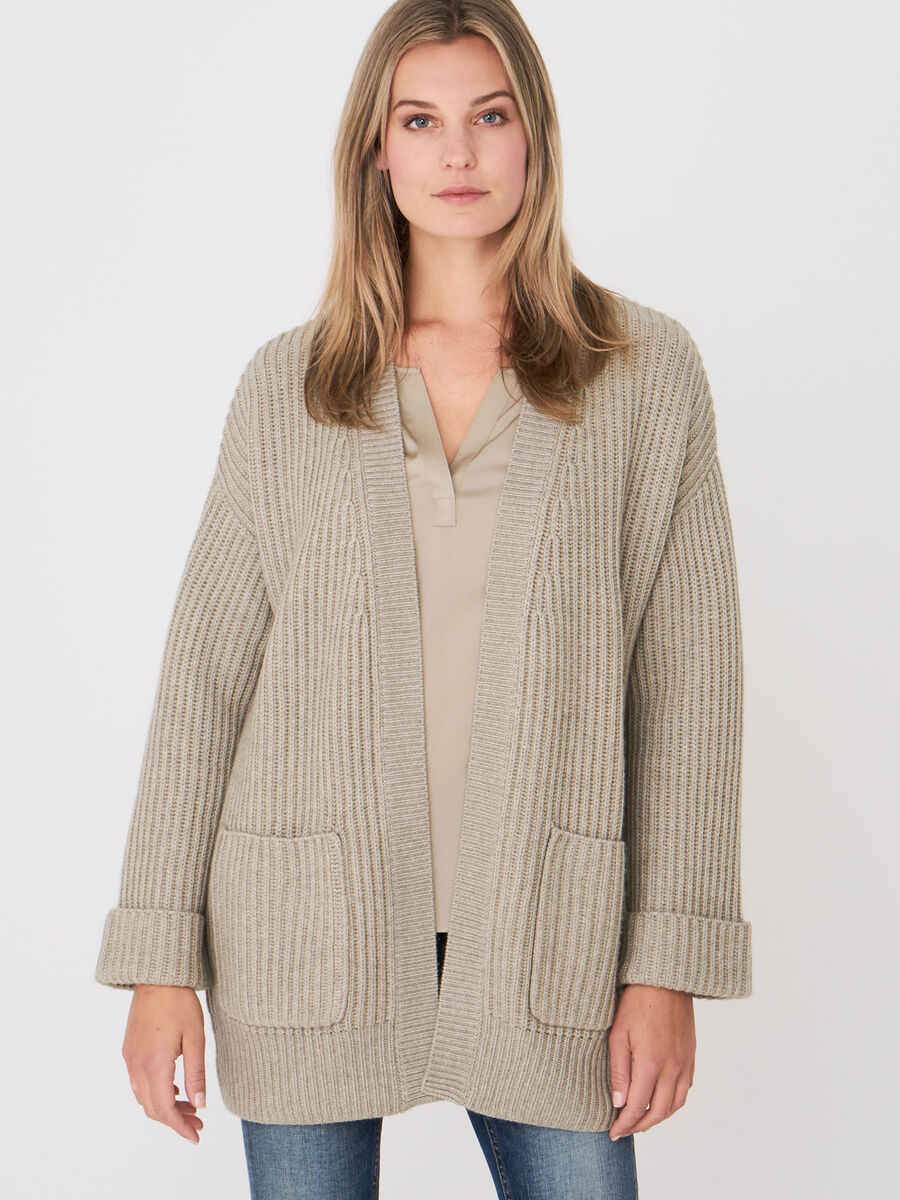 Oversized chunky rib knit cardigan with front pockets image number 0