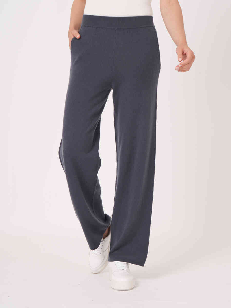 Wide leg knitted pants image number 5