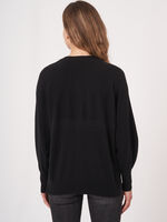 V-neck buttoned cardigan with puff sleeves image number 1