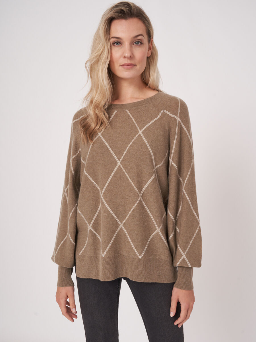 Bi-color boat neck sweater with intarsia pattern image number 0