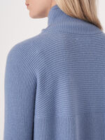 A-line knitted pullover with stand-up collar image number 4