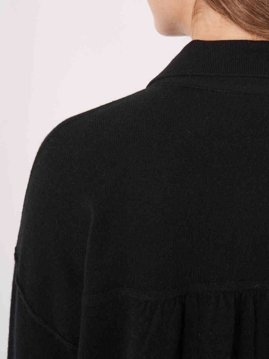 Fine knit cashmere-wool blouse with shirt collar image number 4