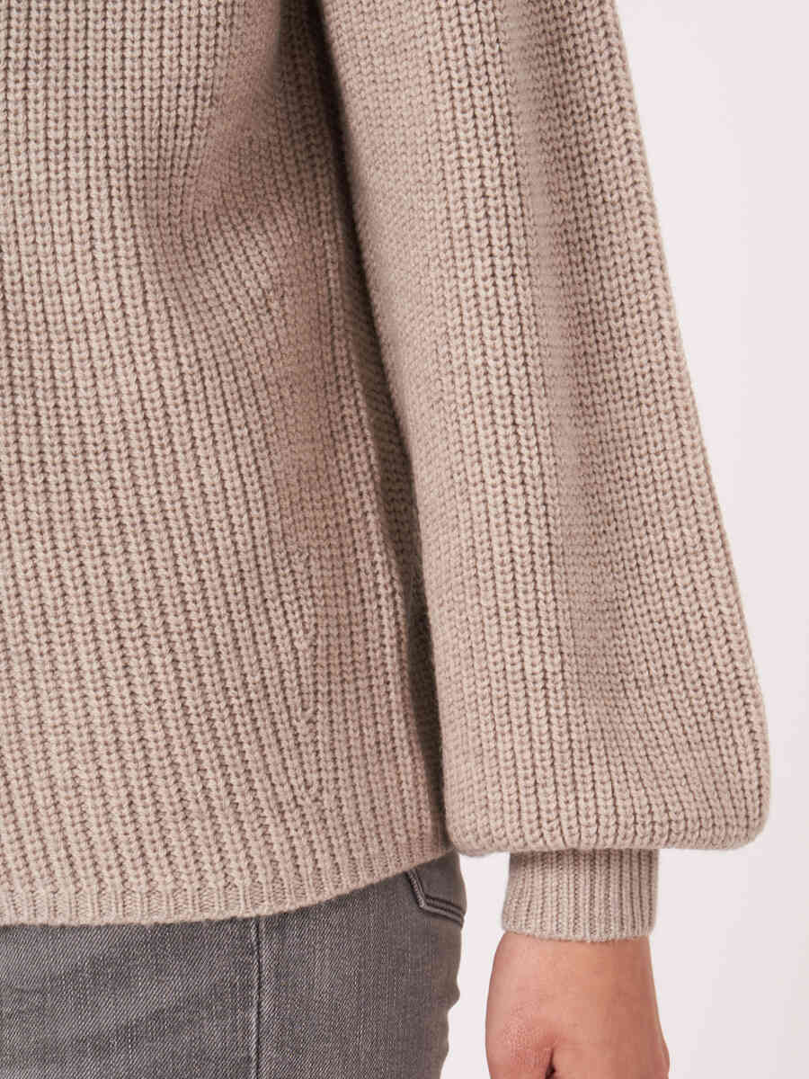 Chunky rib knit V-neck cardigan  image number 3