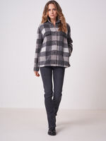 Intarsia knitted shirt with check pattern image number 5