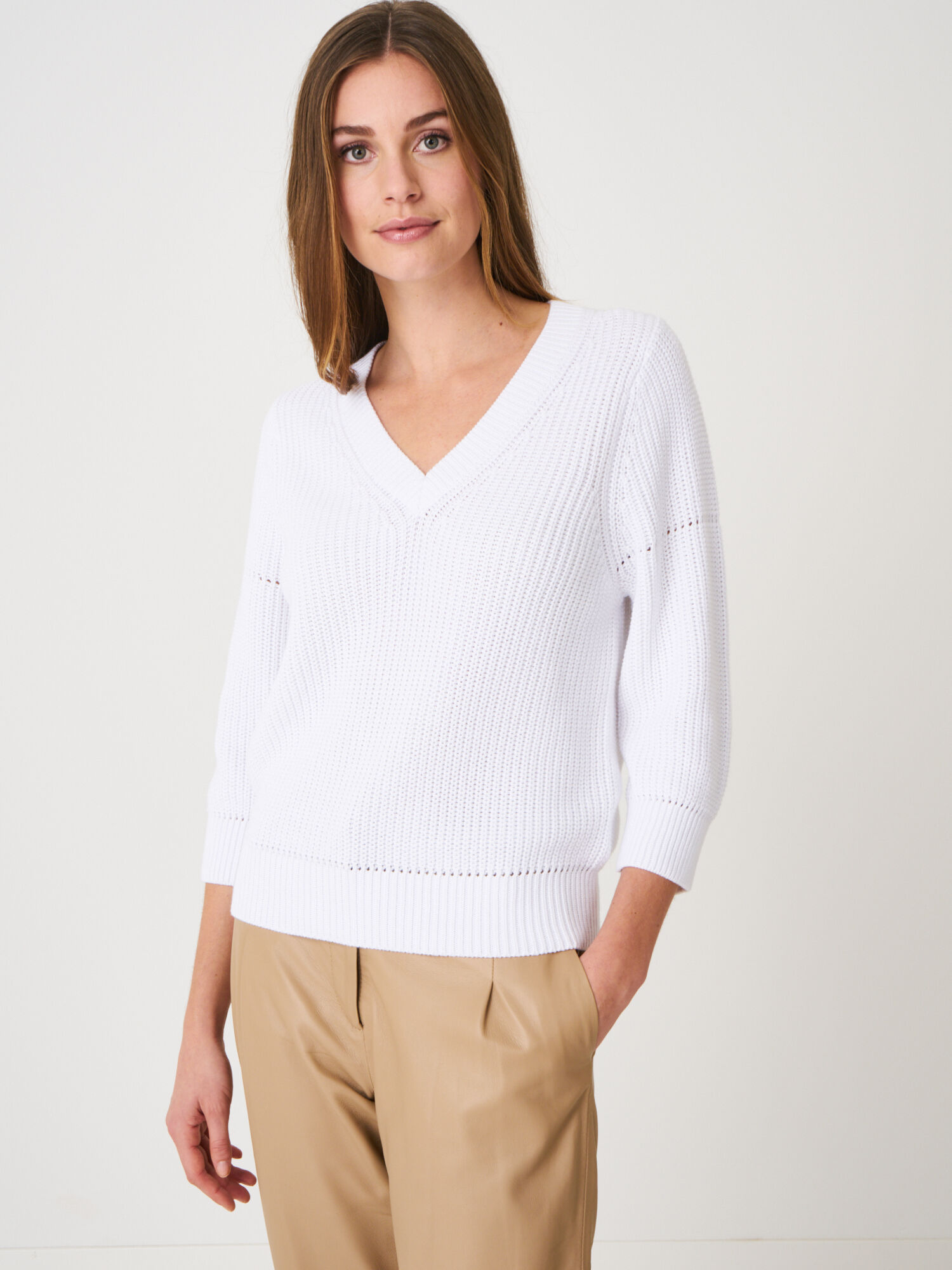 Short chunky knit rib sweater with 