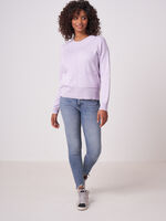 Wide sleeve cotton blend sweater with pockets image number 3