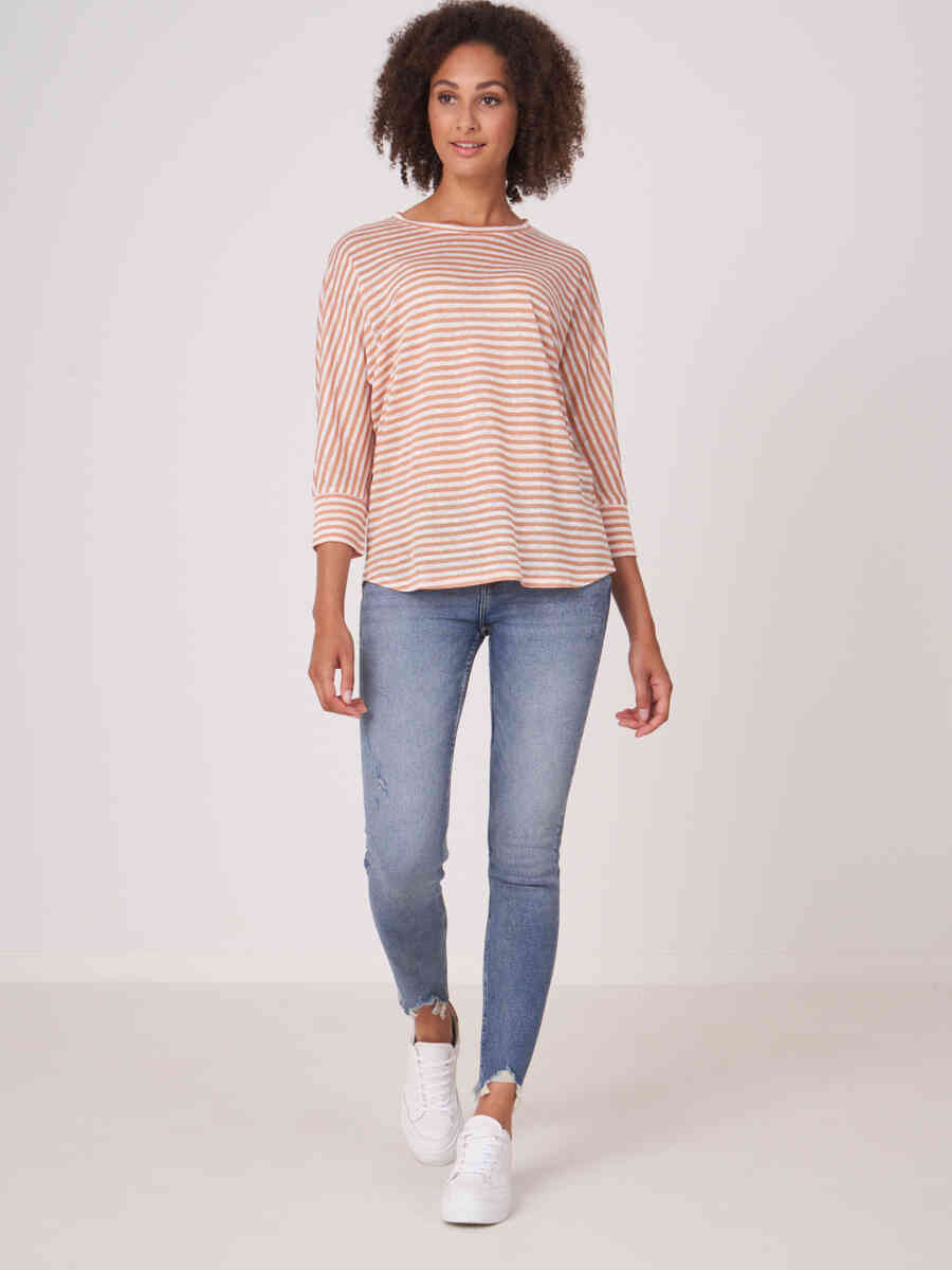 Linen 3/4 sleeve top with stripes image number 3