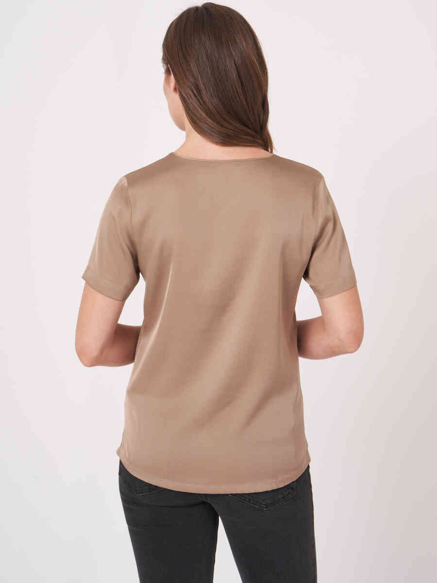 Silk T-shirt image number 1