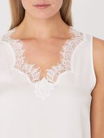 Top with lace details in elastic silk image number 2