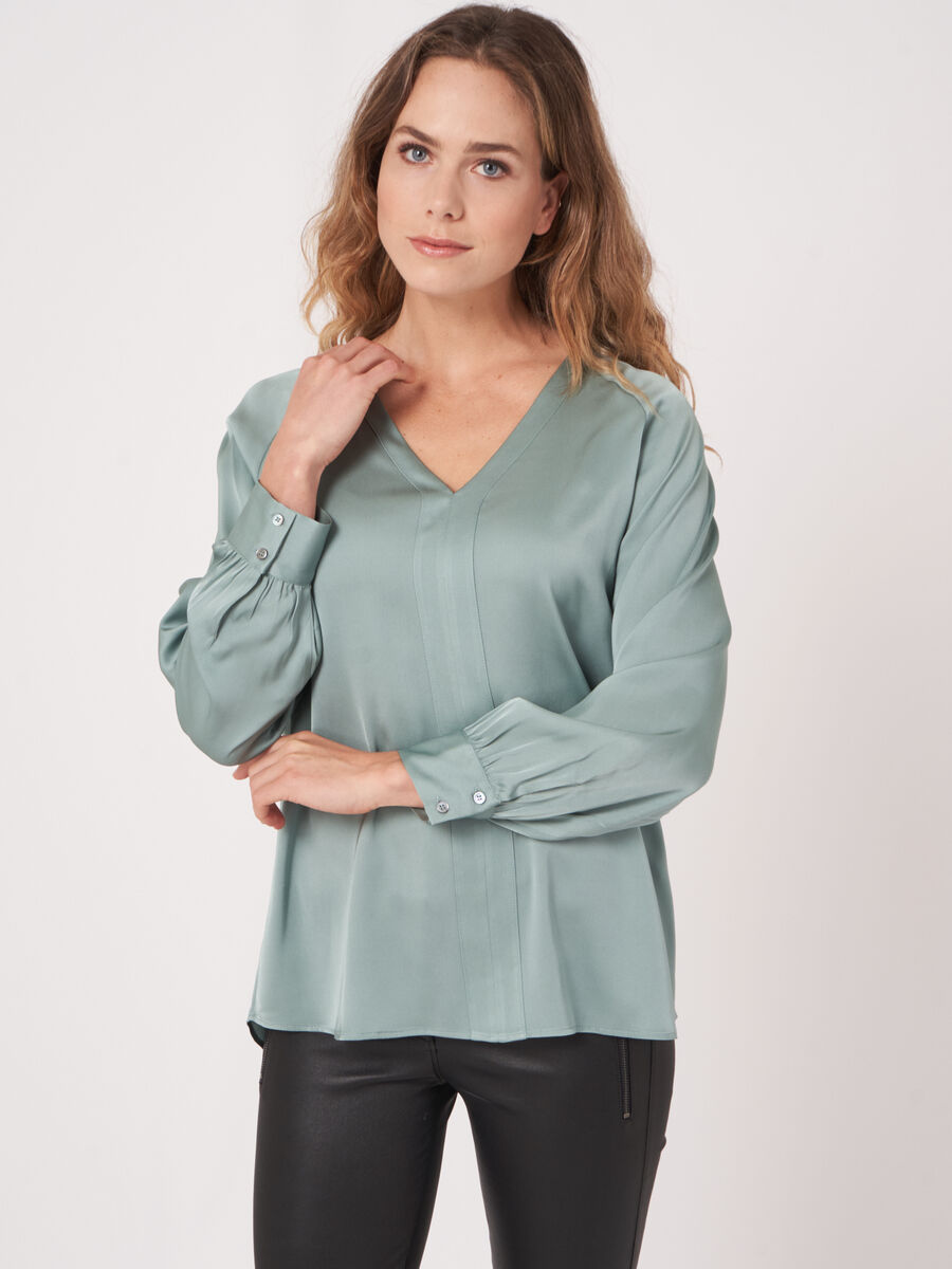 Zijden A-lijn blouse image number 0