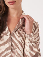 Silk A-line tie dye print blouse with lapel collar image number 2