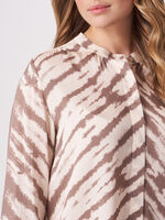 Silk A-line tie dye print blouse with mandarin collar image number 2