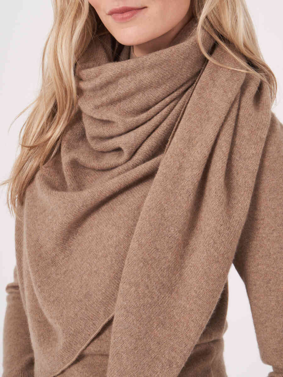 Fine knit organic cashmere triangular scarf image number 2