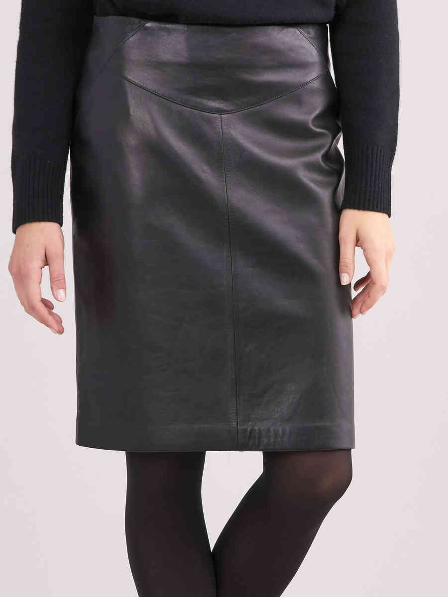 Leather skirt image number 0