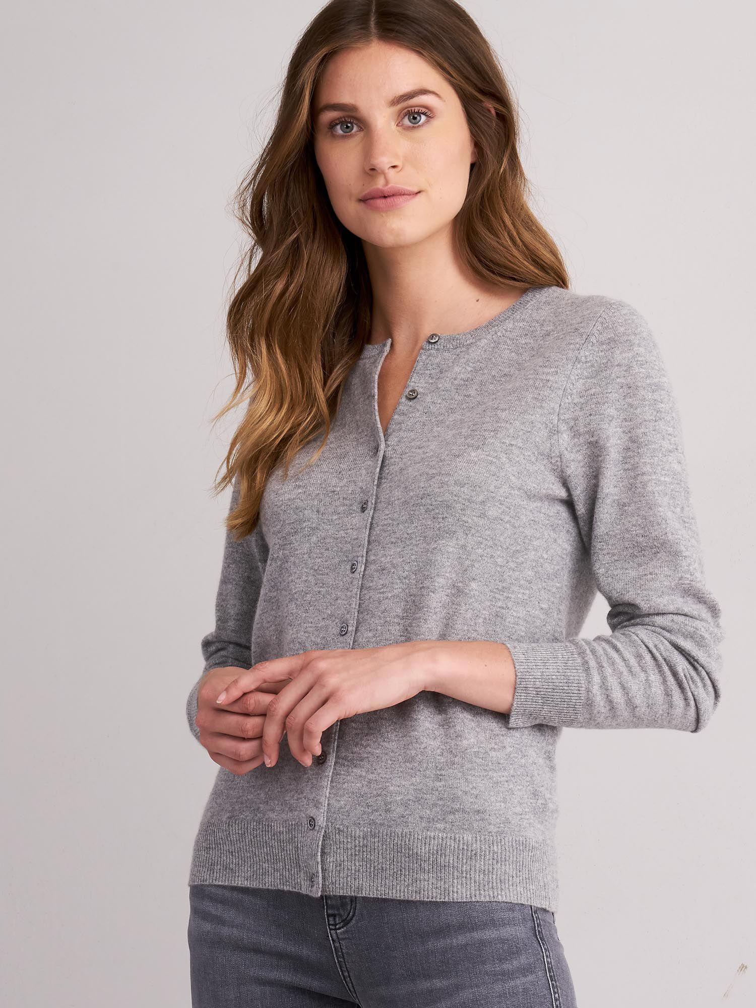 Basic cashmere cardigan with round neck