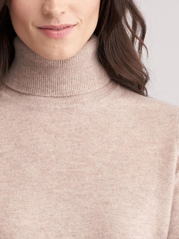 Cashmere trui met rolkraag image number 2
