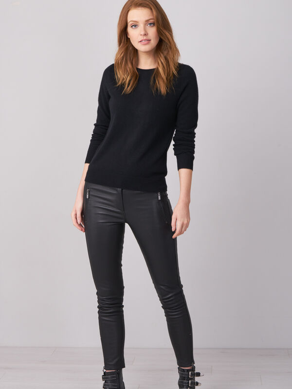 Cashmere trui met boothals image number 2