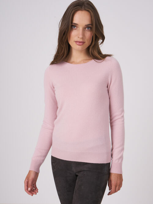 Cashmere boat neck jumper