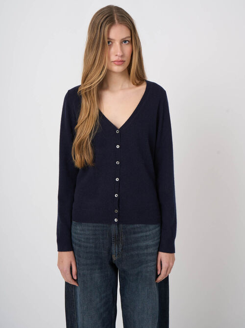 Basic organic cashmere cardigan with V-neck
