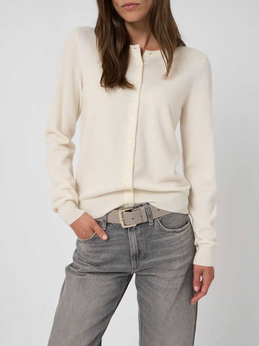 Cardigan basique en cachemire image number 1