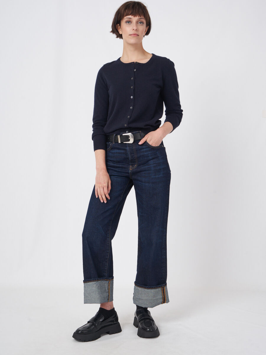 Basic-Strickjacke mit Rundhalsausschnitt aus Bio-Kaschmir image number 3