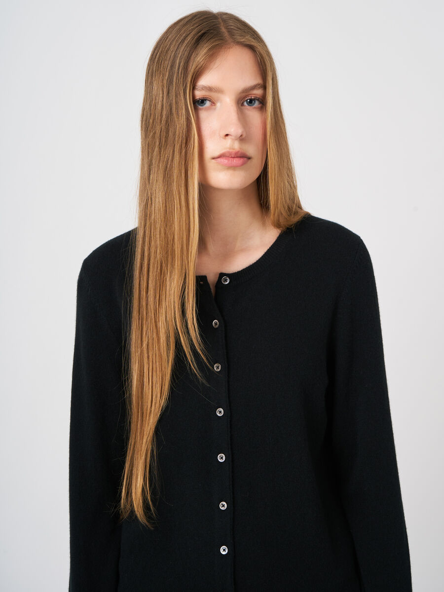 Classic cashmere cardigan for women - crew neck image number 0