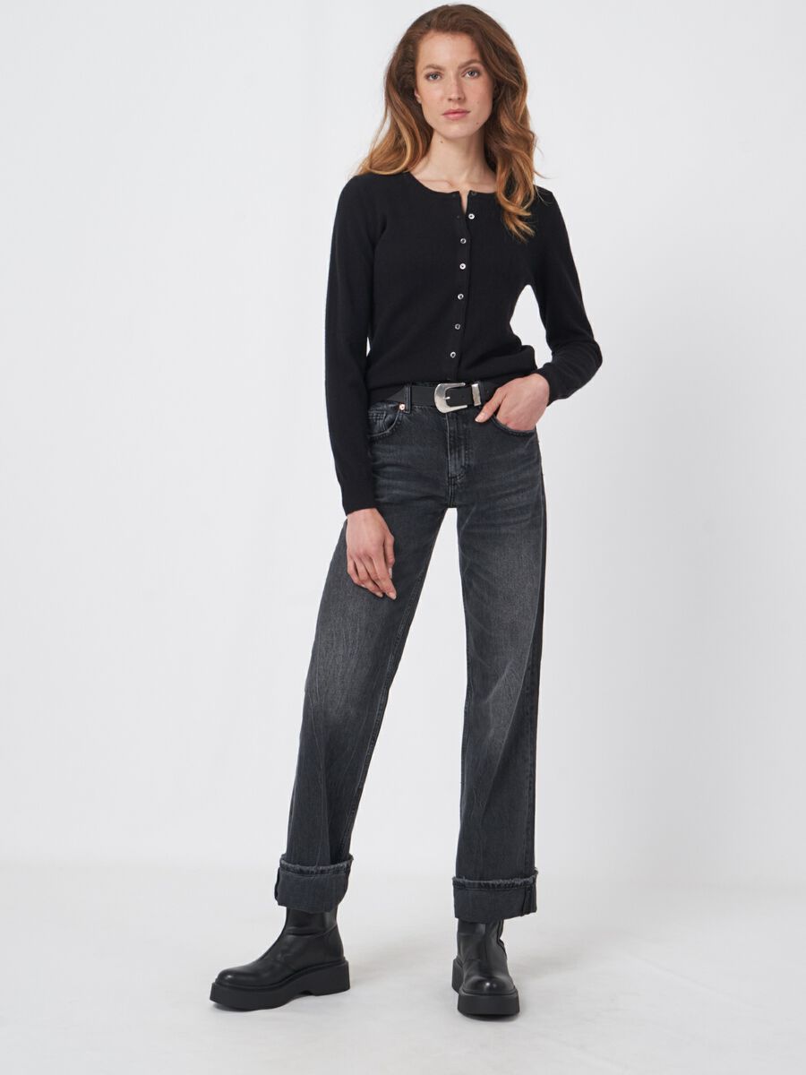 Basic-Strickjacke mit Rundhalsausschnitt aus Bio-Kaschmir image number 4