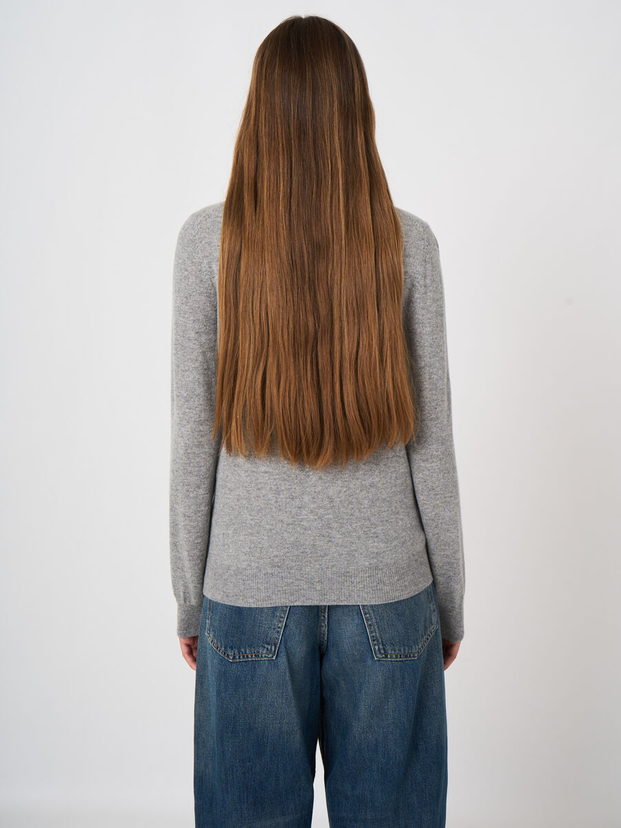 100% Cashmere fine-knit cardigan image number 2