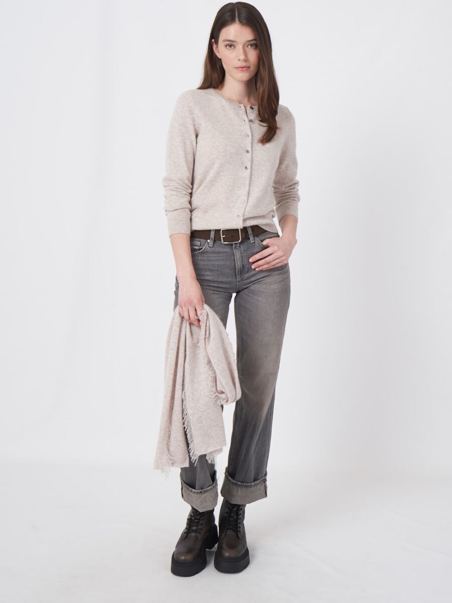 Cardigan basique en cachemire image number 3