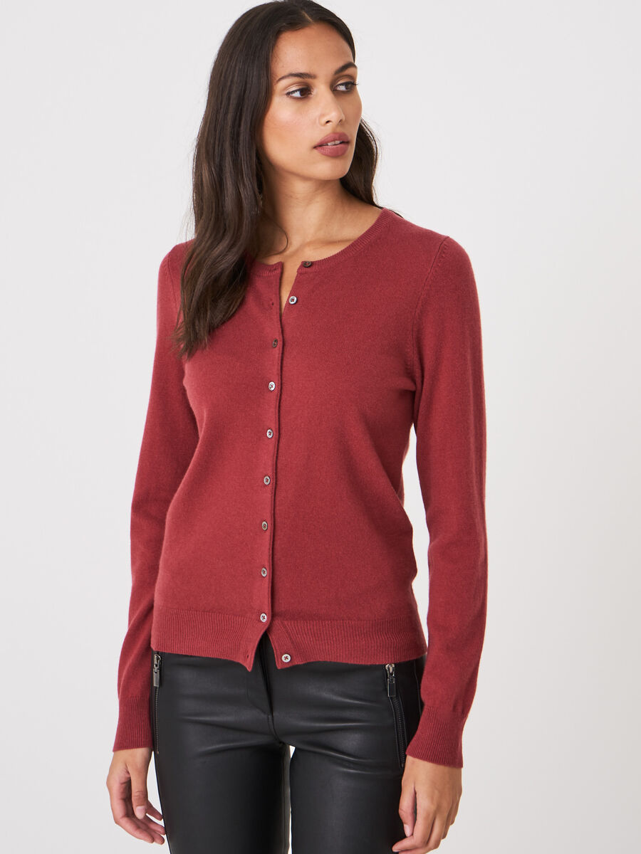 Basic-Strickjacke mit Rundhalsausschnitt aus Bio-Kaschmir image number 156