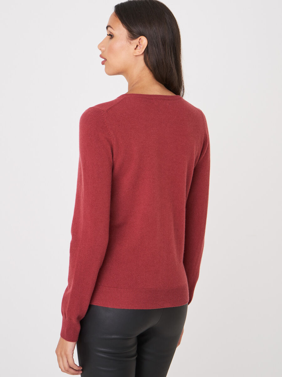 Basic-Strickjacke mit Rundhalsausschnitt aus Bio-Kaschmir image number 157