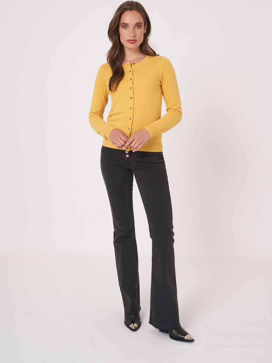 Classic cashmere cardigan for women - crew neck image number 4