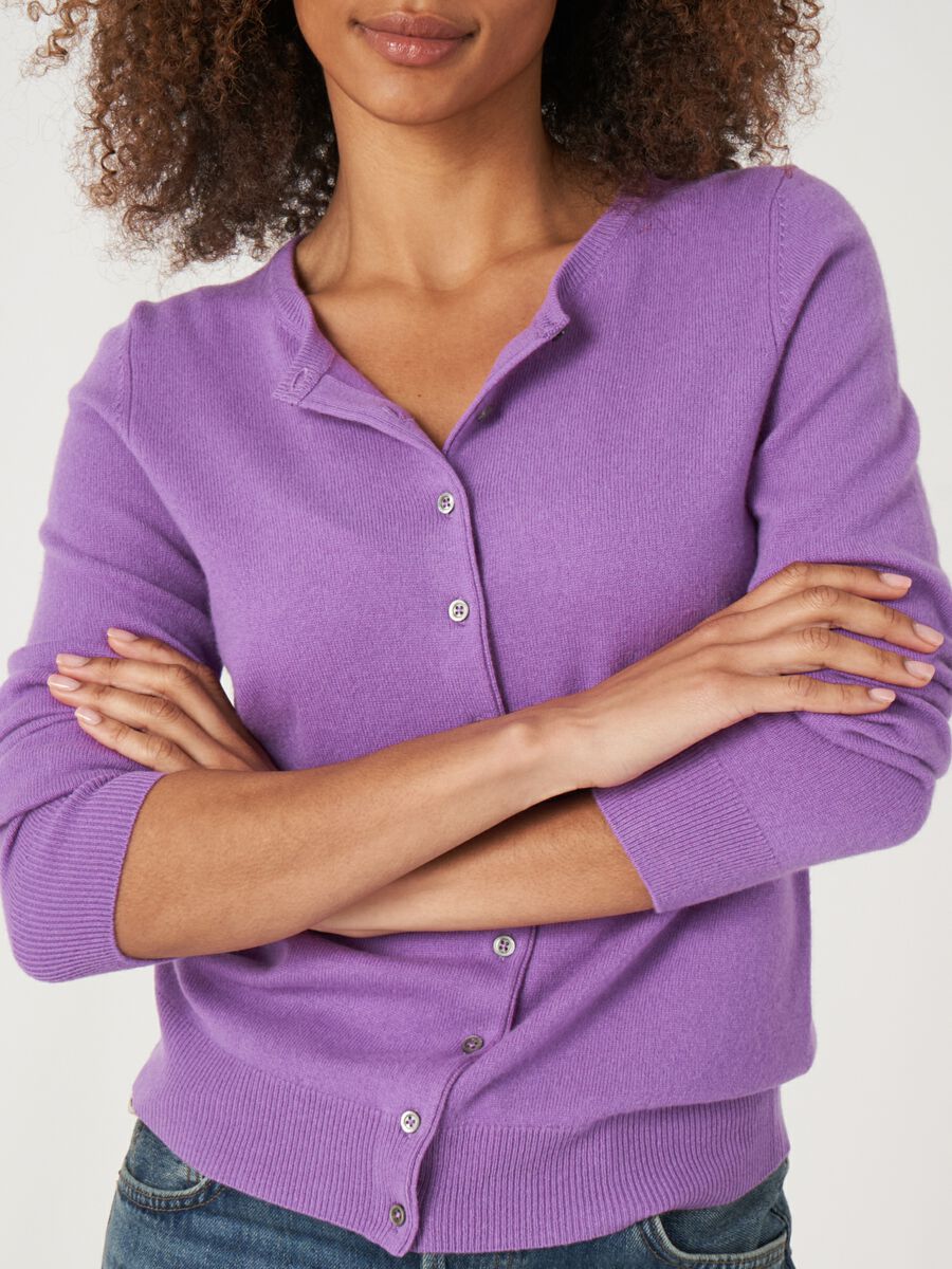 Cardigan basique en cachemire image number 2