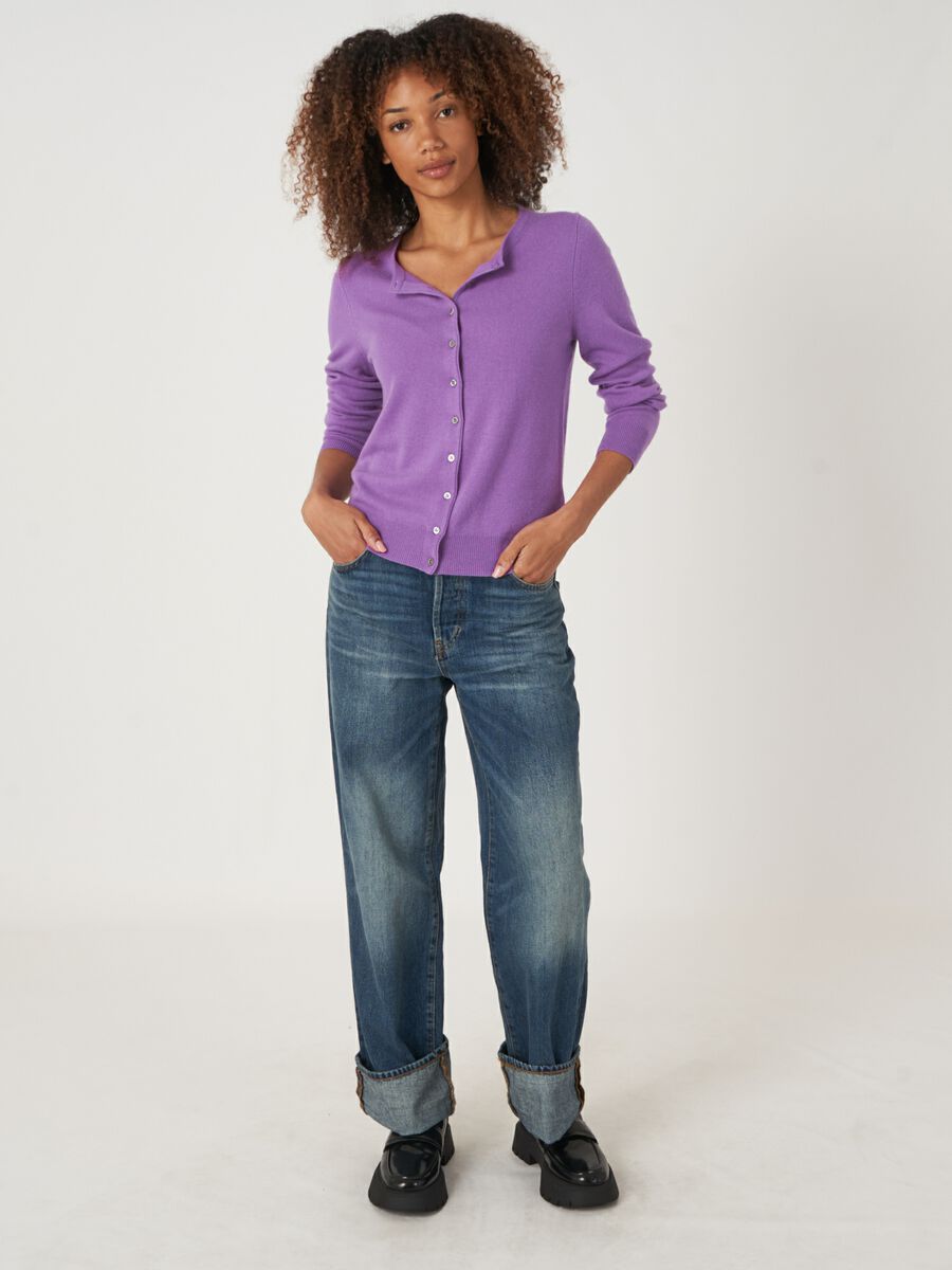 Cardigan basique en cachemire image number 4