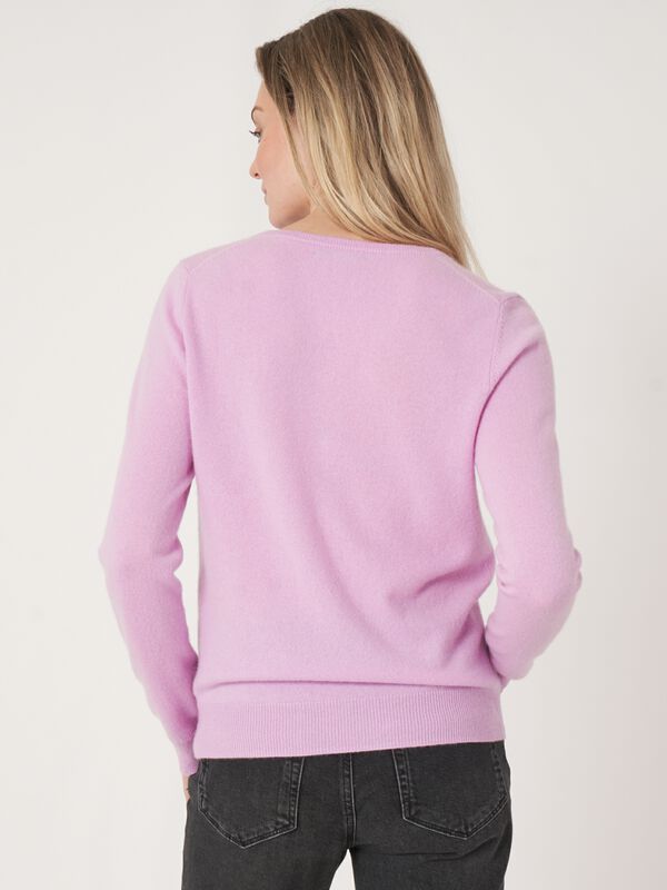 Basic-Strickjacke mit Rundhalsausschnitt aus Bio-Kaschmir image number 2