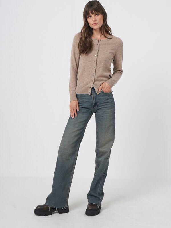 Classic cashmere cardigan for women - crew neck image number 6