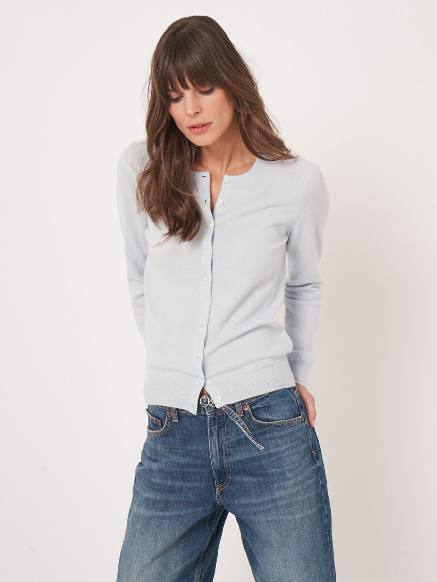 Basic organic cashmere cardigan with round neck image number 0