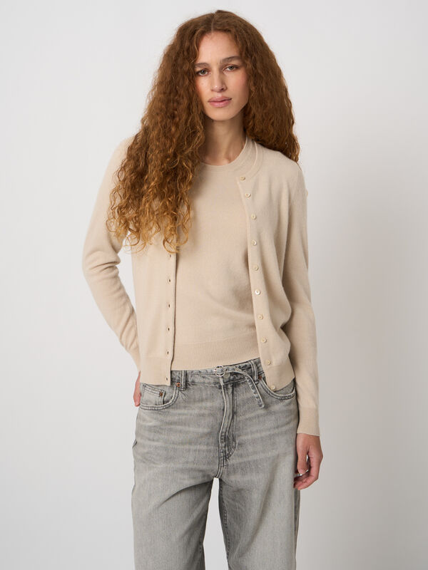 100% cashmere fijngebreide cardigan image number 4
