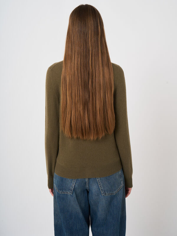 Organic Cashmere Fine-Knit Cardigan image number 3