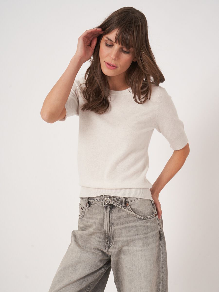 Pull manches courtes en cachemire image number 1