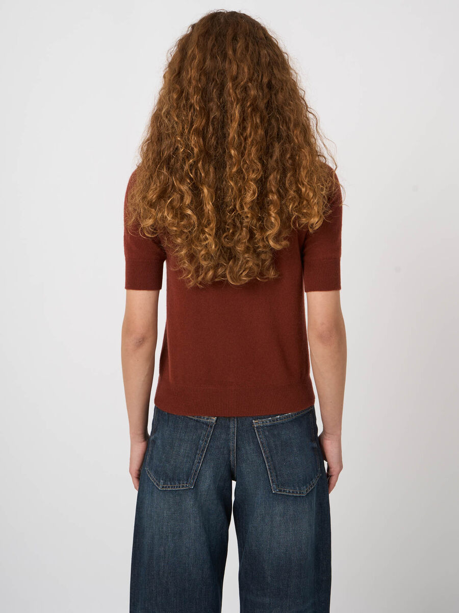 Slim Short-Sleeve Organic Cashmere Sweater image number 4