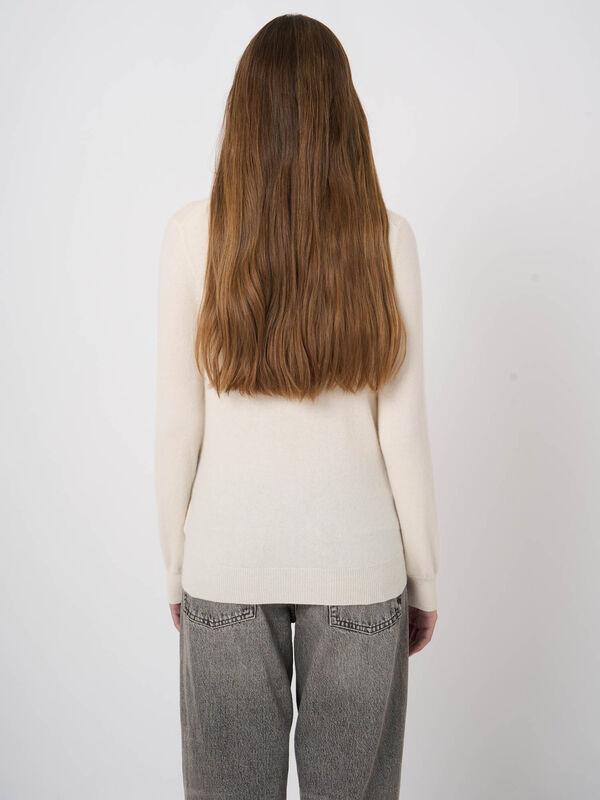 Essential 100% Kaschmir V-Ausschnitt-Pullover image number 3