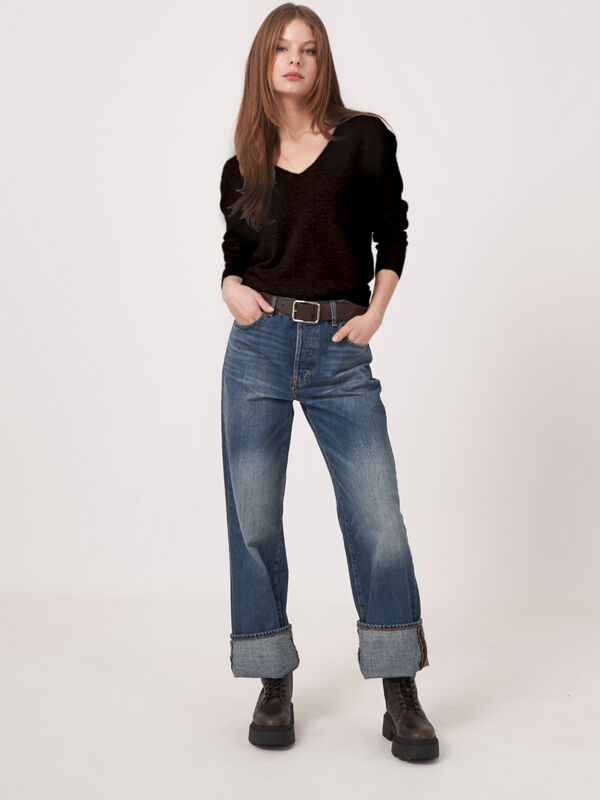 Basic-Pullover mit V-Ausschnitt aus Bio-Kaschmir image number 1