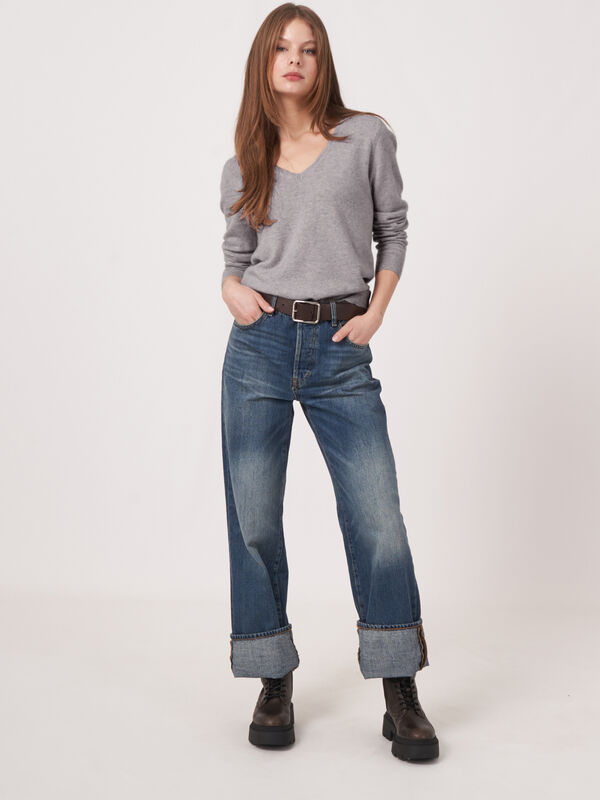 Damestrui met v-hals van organisch kasjmier image number 4