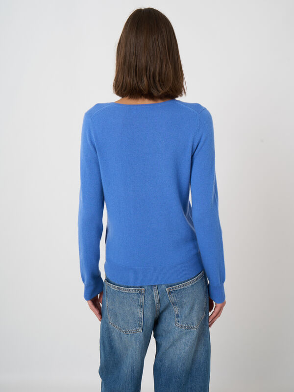 Feinstrick-Kaschmirpullover mit V-Ausschnitt image number 2