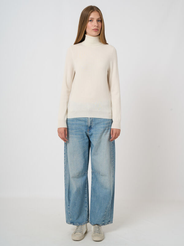 Basic Rollkragenpullover Aus Bio-Kaschmir image number 3