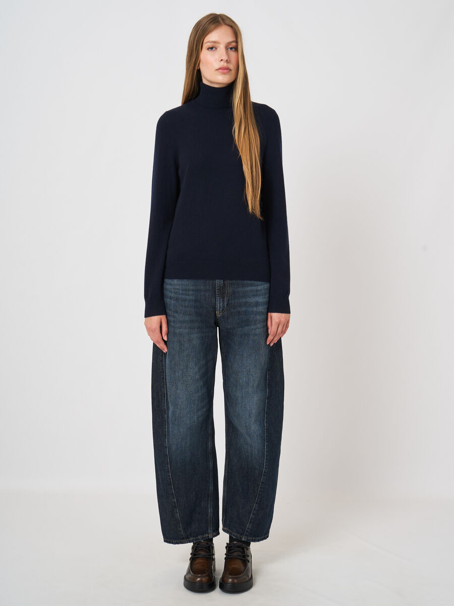 Basic-Rollkragenpullover aus Bio-Kaschmir image number 2